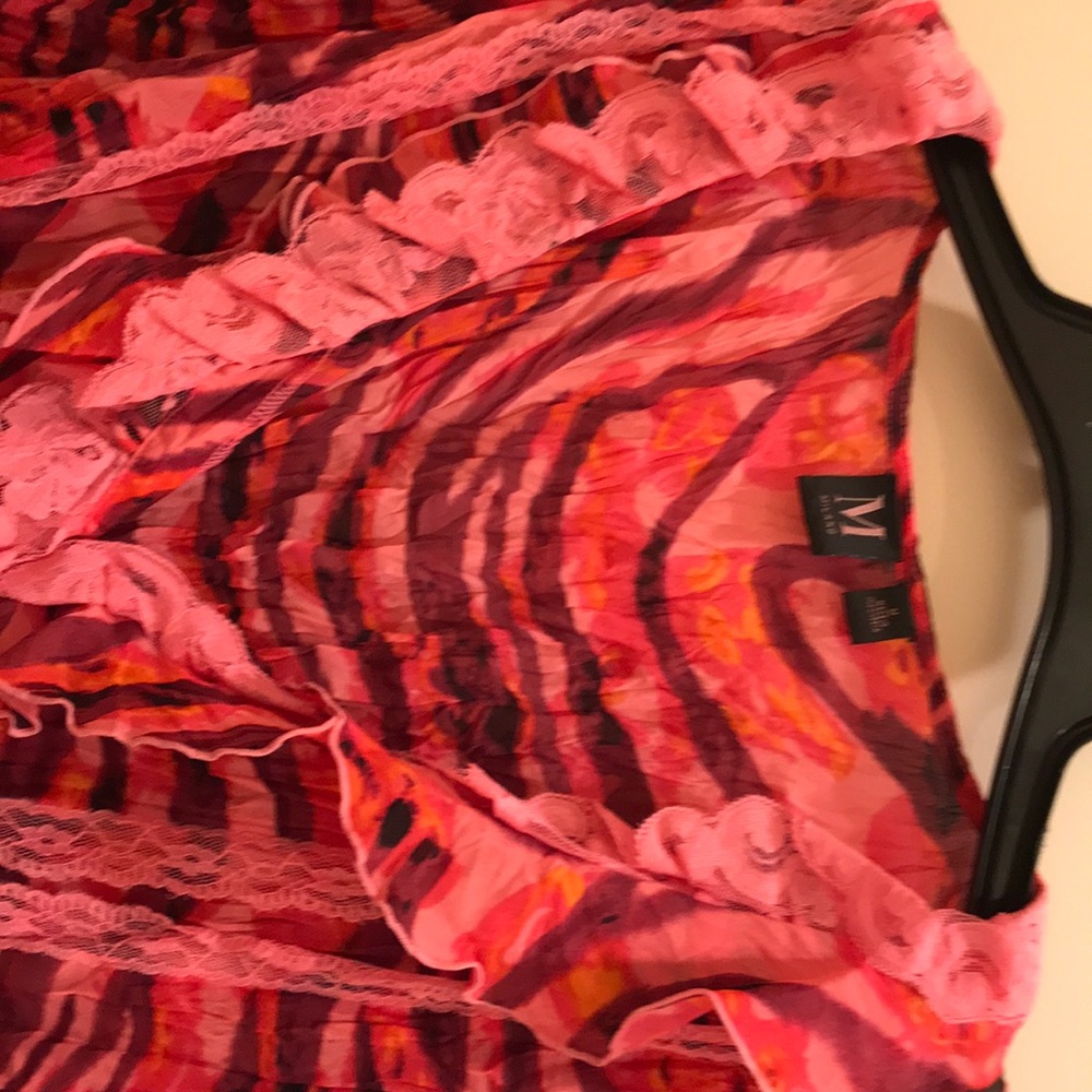 Blouse - Picture 2 of 5